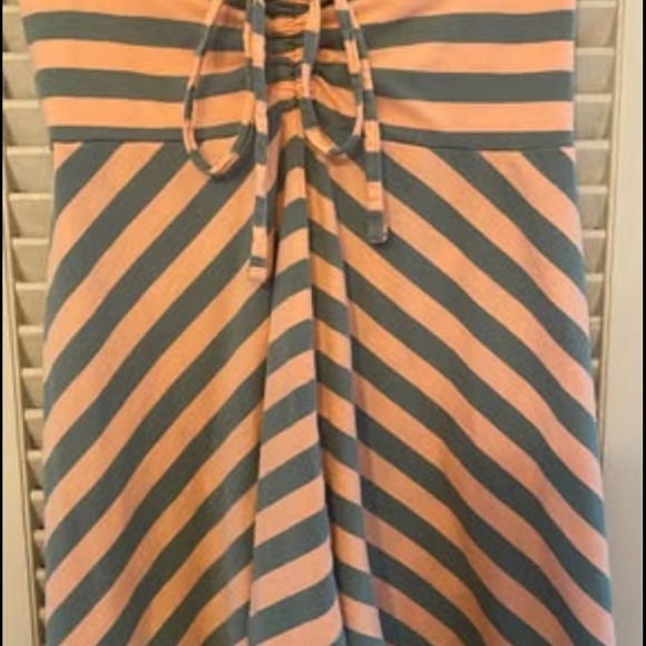 Patagonia Wonen’s Lithia Skirt size Small - Picture 4 of 4